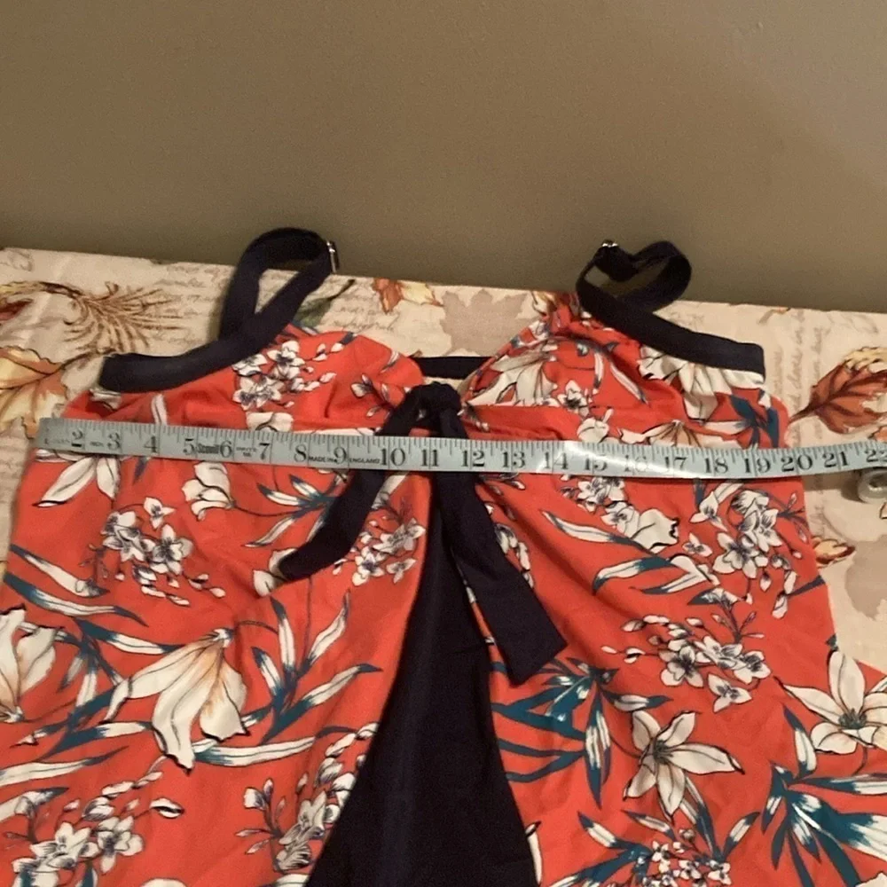 Avenue Floral Swim Top - Orange and‎ Black - 22W